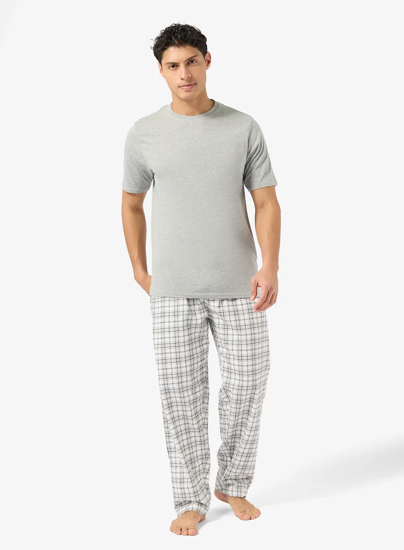 Regular fit tee and Pant set